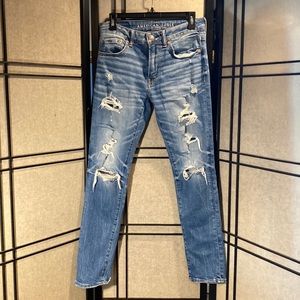 American Eagle distressed skinny Jean- 28x30